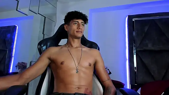 MaxiimoRomano_のライブXXXチャット