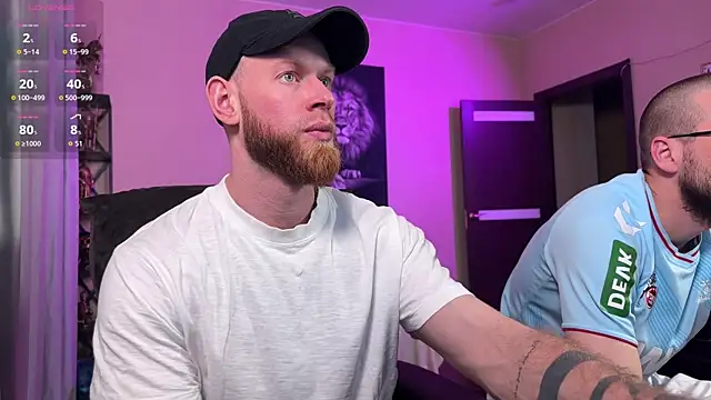 Chatroom XXX en direct de FireBeard_