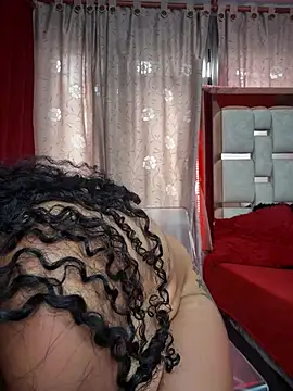 serena_willow Adlı Modelin Canlı XXX Sohbeti