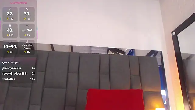 SELENA_BIGBOOBS' Live XXX Chat