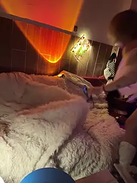 sluttyazncouple's Live XXX Chat