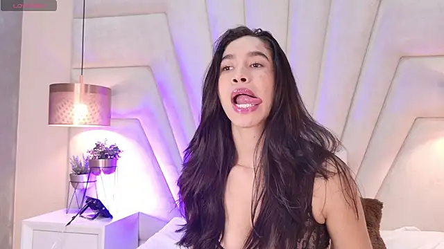 JuliaaVega's Live XXX Chat