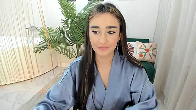 GoldenHeart_1's Live XXX Chat