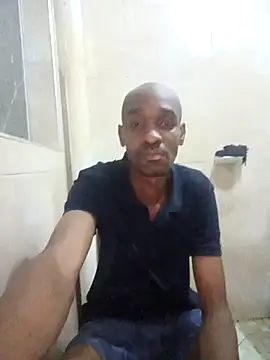 Dibobo4: διαδικτυακό σόου στην κάμερα