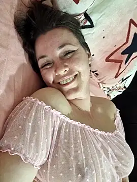 SweetMaddy888 Adlı Modelin Canlı XXX Sohbeti