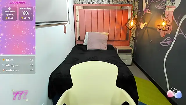 Zoe__Taylor__のライブXXXチャット