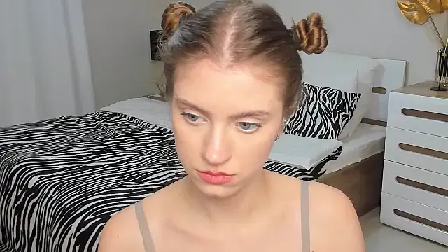 Erica_KissのライブXXXチャット