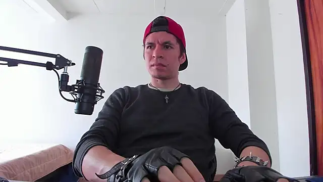 Headhunterdz Show in webcam