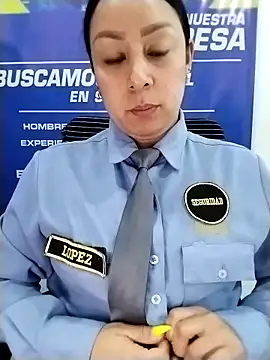 Cristal_Security-1's Live XXX Chat