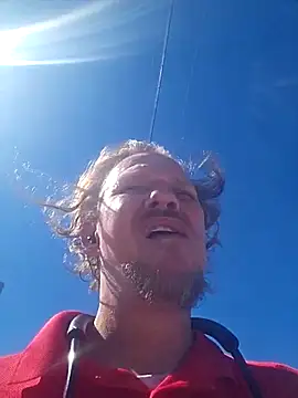 yourMasterisBored élő XXX-chatje