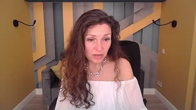 Chatroom XXX en direct de EllaLong