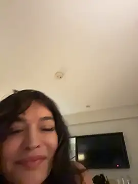 Zeravina: απευθείας συνομιλία ΧΧΧ