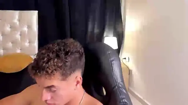 paull_george 在線直播表演