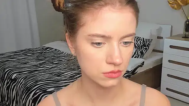 Chatroom XXX en direct de Erica_Kiss