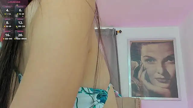 Chat XXX en directo de Beautyari_