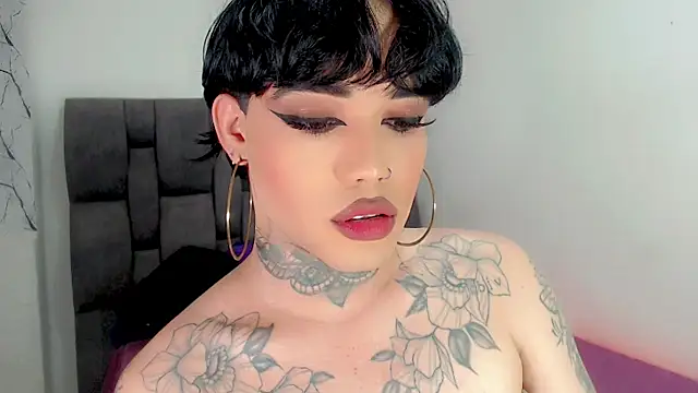 little_star_porn Show in webcam