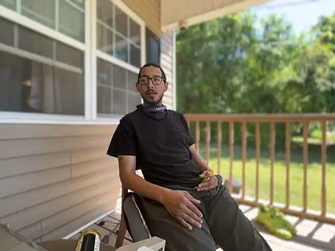 ThrowedWorldWide: онлайн-секс-чат