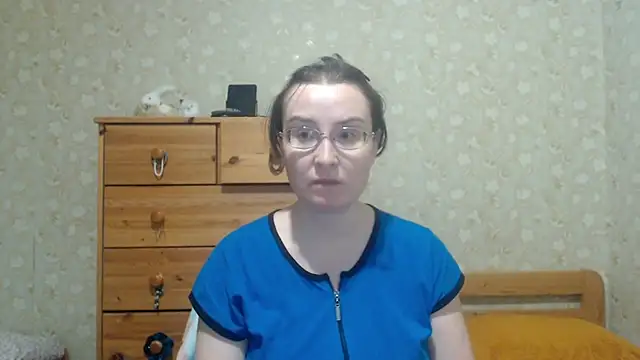 XXX chat uživo modela Smart_Rose