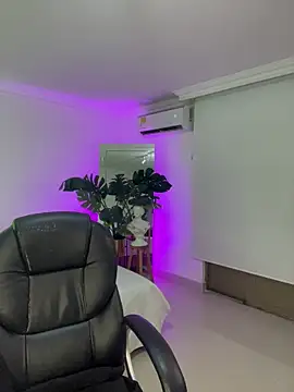 JANYLOVE__ Chat XXX in diretta