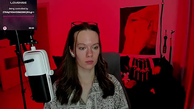 Goddess_of_Fertility Adlı Modelin Canlı XXX Sohbeti