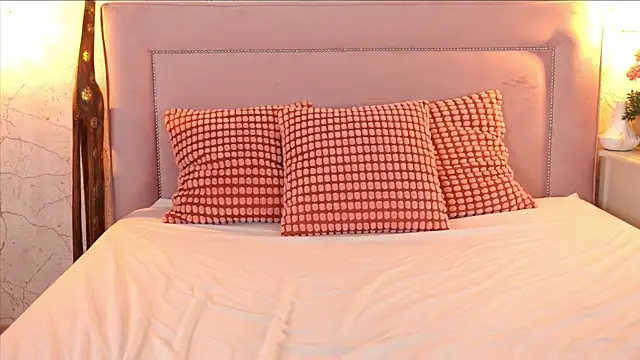 ChannelAngeless 即時 XXX 聊天