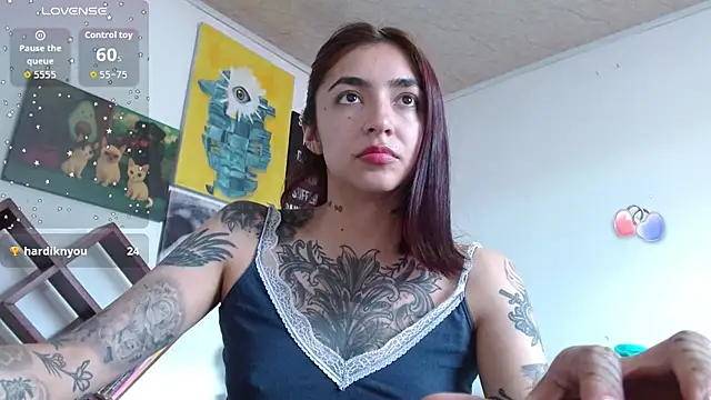 ZoeBakers_ live XXX chat