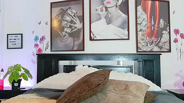 Sembang XXX Secara Langsung loretahorny