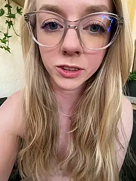 LinaLeana's Live XXX Chat