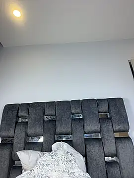 PilarJones_'s Webcam Show