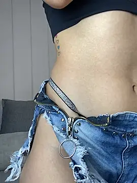 JuliaColemann Adlı Modelin Canlı XXX Sohbeti