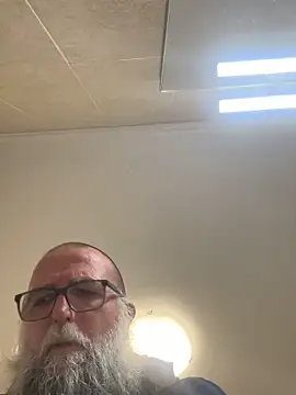 Noitelivren Live XXX chat