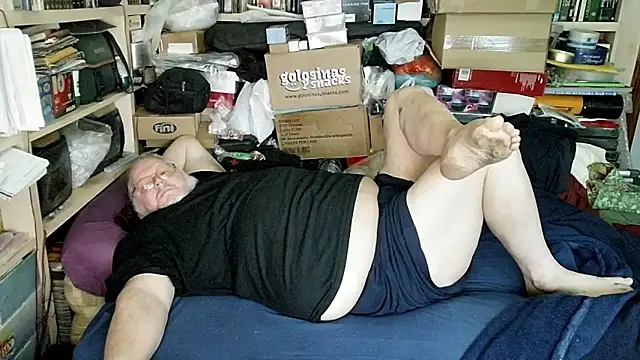 hadeszeuss2 Show in webcam