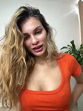 cuteluci_'s Live XXX Chat