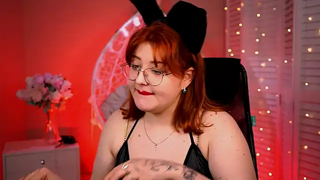 แชท XXX สดของ StaceyJensen