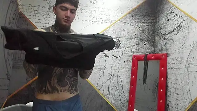 Gury_tattoo: онлайн-секс-чат