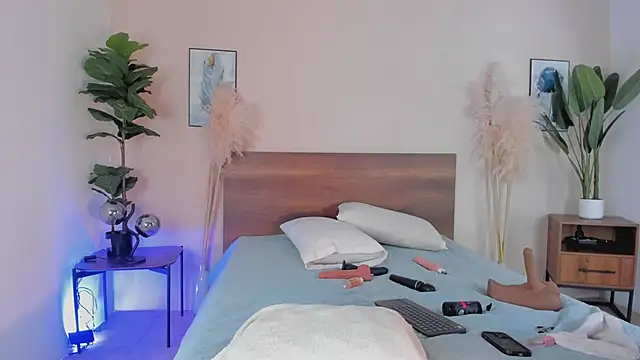 Niicol_Jenner Adlı Modelin Canlı XXX Sohbeti