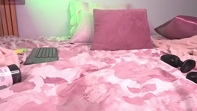 Czat XXX na żywo – mia-reeves