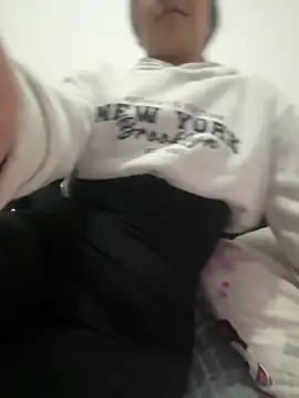 XXX chat uživo modela Mila_Morgan