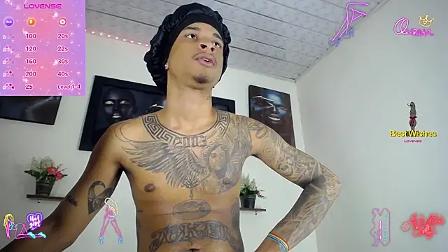 Tatoo_Noah's Live XXX Chat