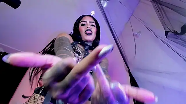 Chat +18 de deborah_tatto ao vivo