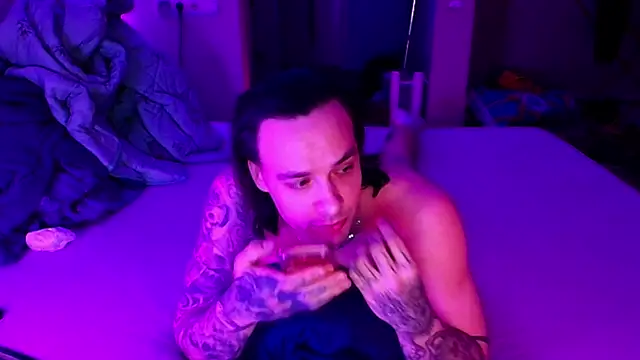 baphomet_from_ice Live XXX Chat