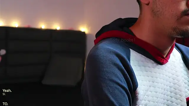 kathieandpovcock1's Live XXX Chat