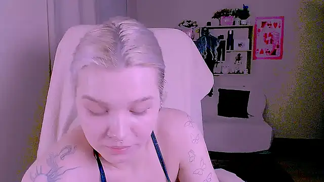 Chat XXX ao vivo de Hot_Blonda