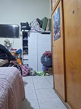 Rueditasss Webcamshow