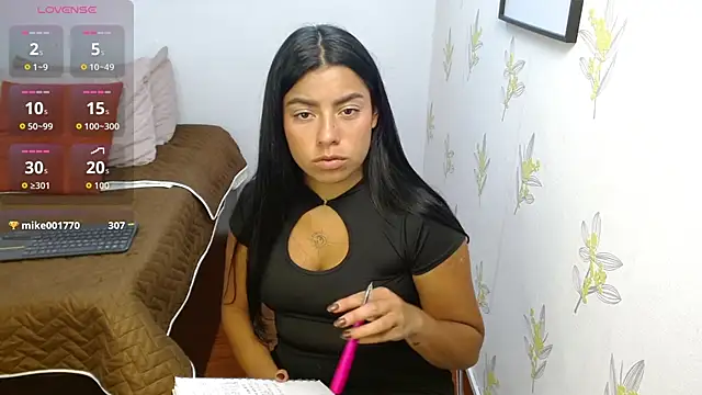 Laia_whiteのライブXXXチャット