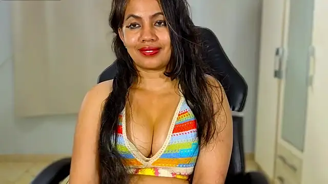 แชท XXX สดของ FannyXhot