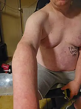 Chilsen1904 Webcam show