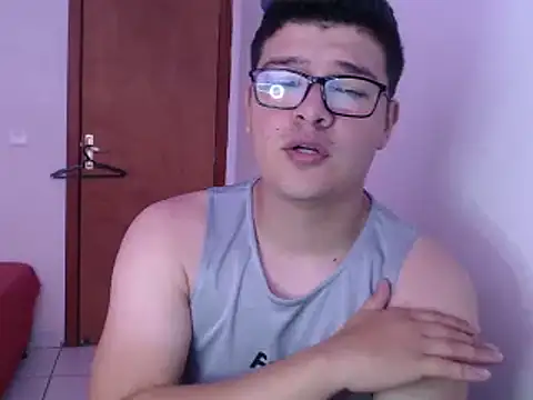 Plug_Control Live XXX-chat