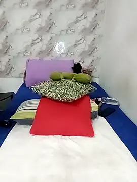 Babymomma98 Adlı Modelin Canlı XXX Sohbeti