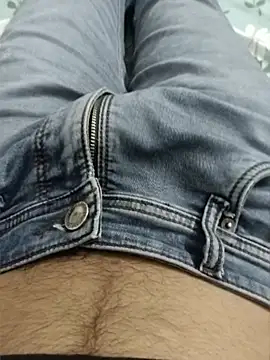 Pokazy przed kamerką – Rocky-badboy_cum4me